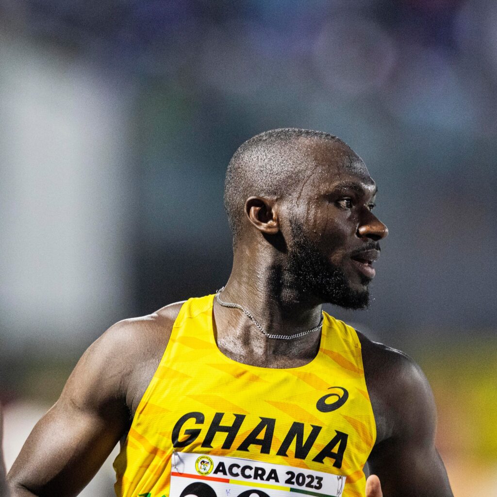 100m